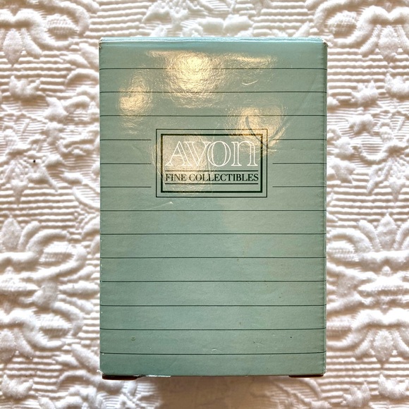 Avon Porcelain Bell - Picture 10 of 11